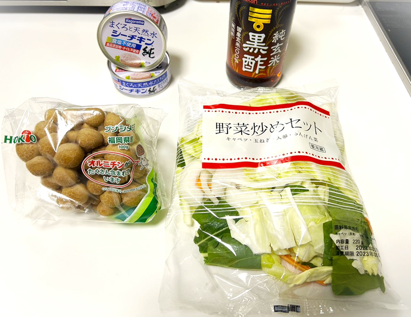 “「“お手軽にできる”絶品野菜炒め」の材料